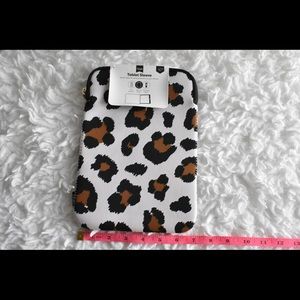 Typo Leopard Tablet Sleeve 10in